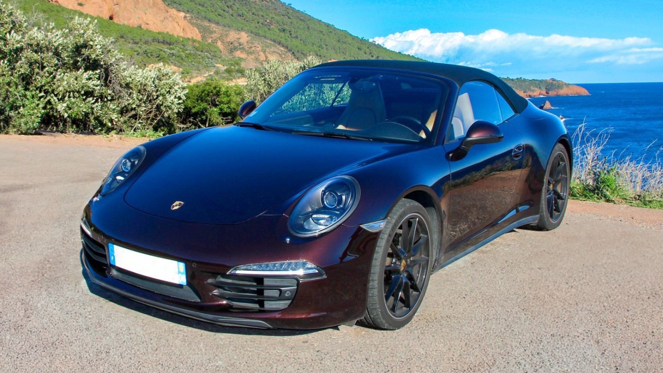 Porsche 911 Carrera